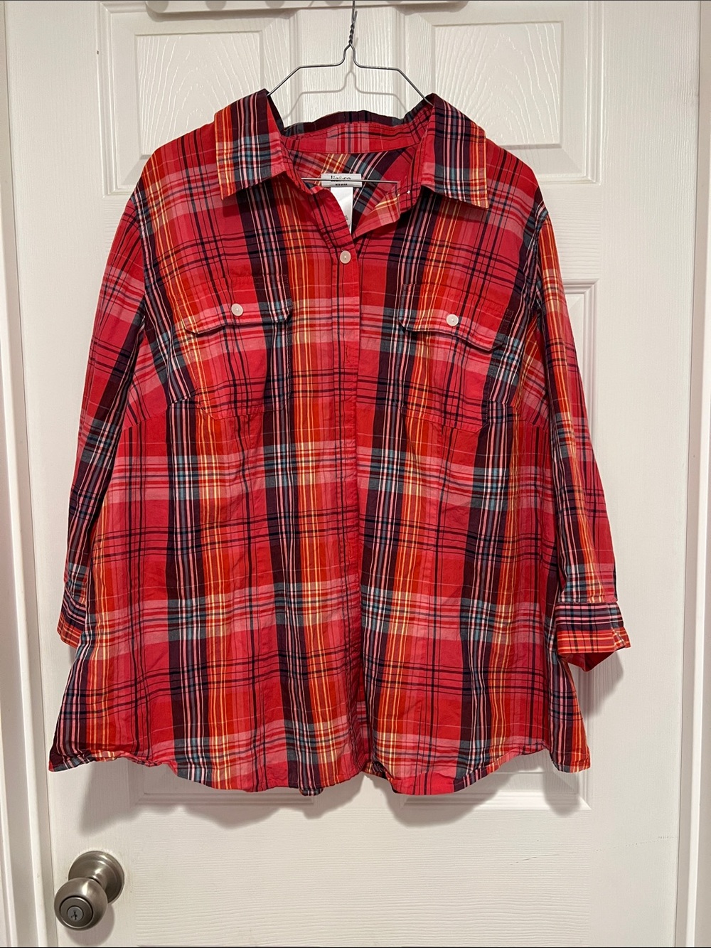 liz & co. Red Plaid Cotton Button-Up Shirt